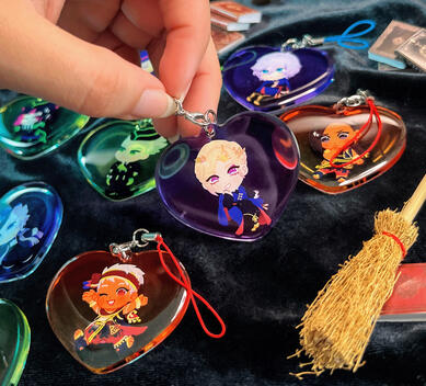 Twisted Wonderland Charms